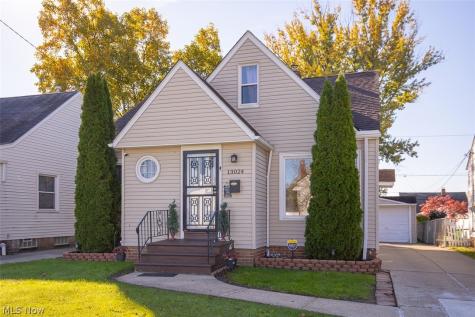 13024 Willard Avenue Garfield Heights OH 44125