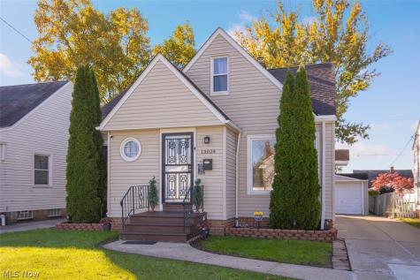 13024 Willard Avenue Garfield Heights OH 44125