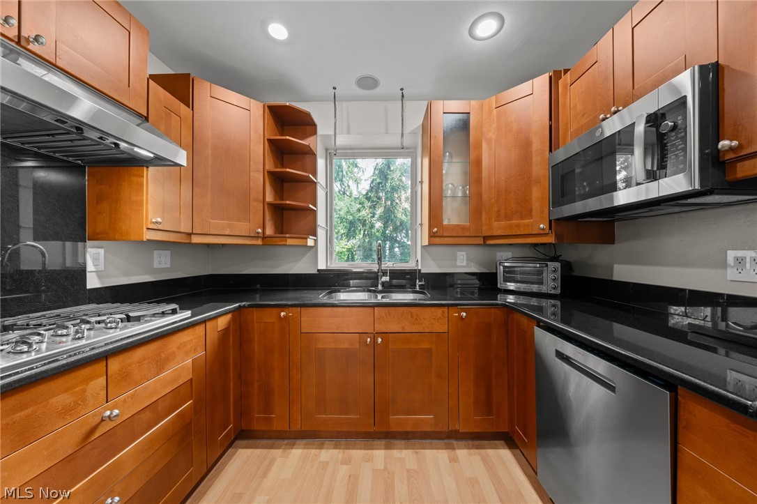 2401 Coventry Road Cleveland Heights OH 44118