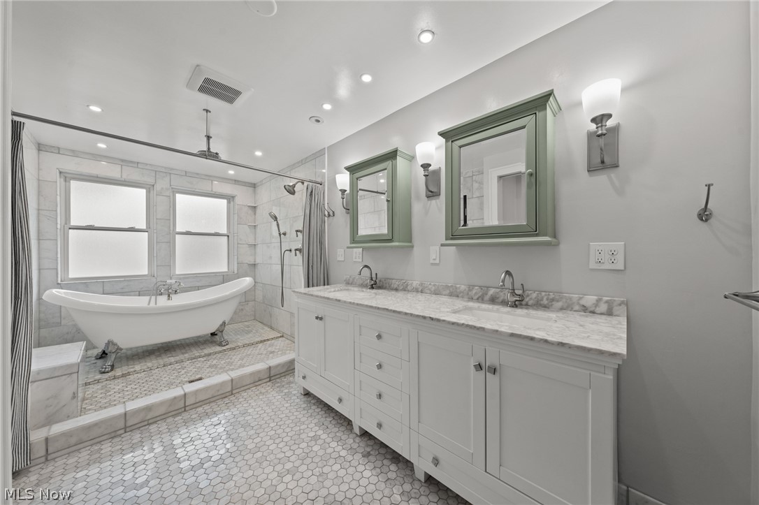 2401 Coventry Road Cleveland Heights OH 44118