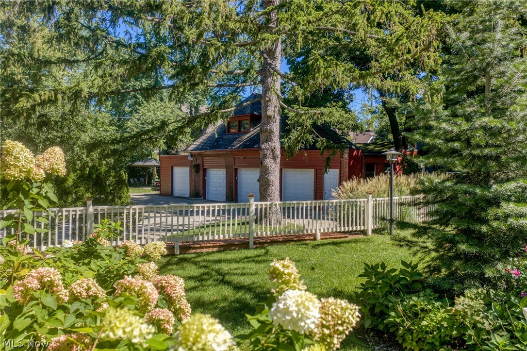 2401 Coventry Road Cleveland Heights OH 44118