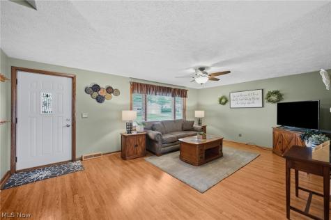 710 Tell Drive Canal Fulton OH 44614