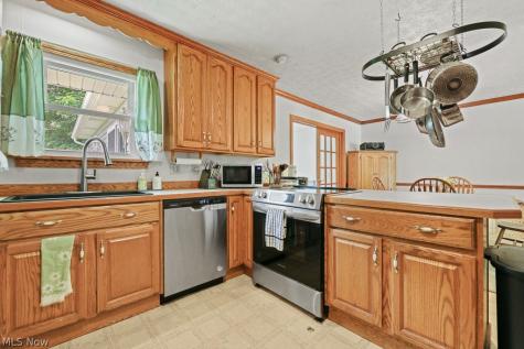 13166 Meadow Street NE Alliance OH 44601