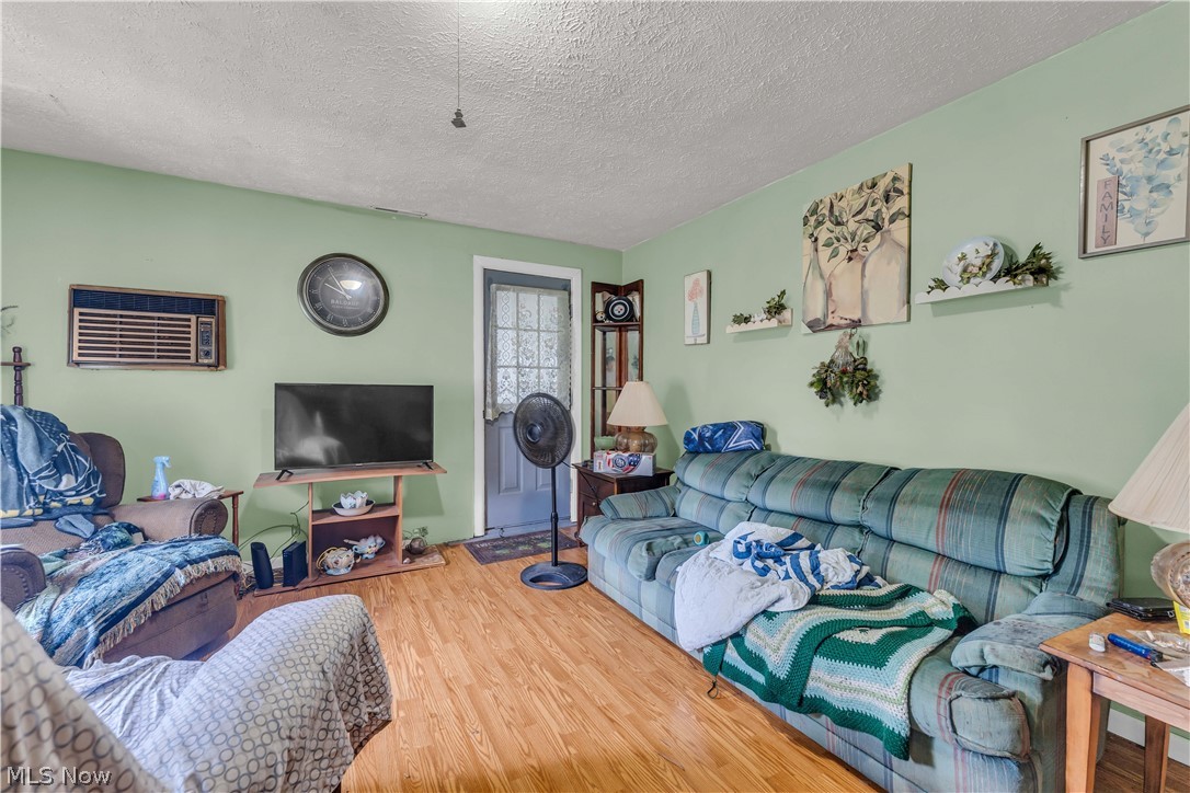 550 Oak Street Jefferson OH 44047