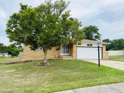 7586 S Tamarack Drive Parma OH 44134