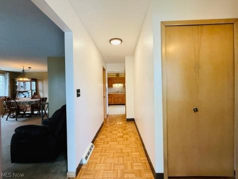 7586 S Tamarack Drive Parma OH 44134