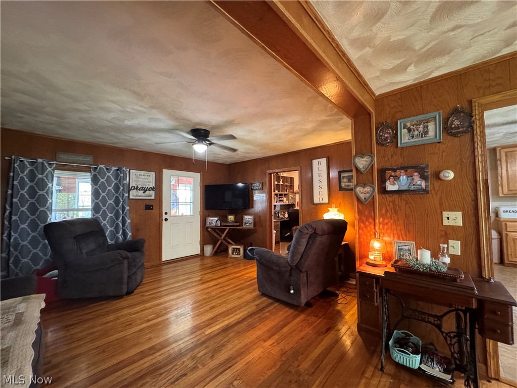 33451 Edwina Road Lewisville OH 43754