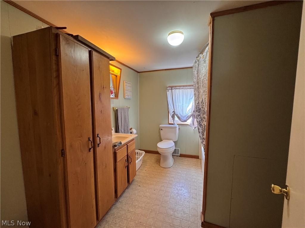 33451 Edwina Road Lewisville OH 43754
