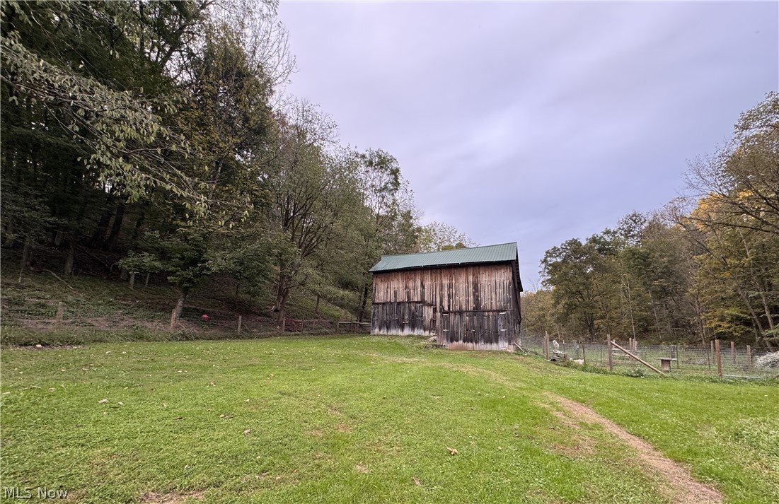 33451 Edwina Road Lewisville OH 43754