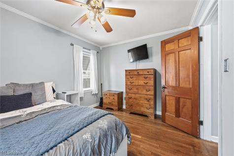 14025 Clairview Avenue Cleveland OH 44111