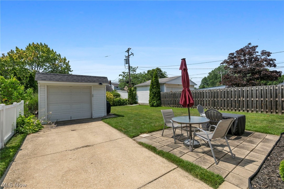 14025 Clairview Avenue Cleveland OH 44111