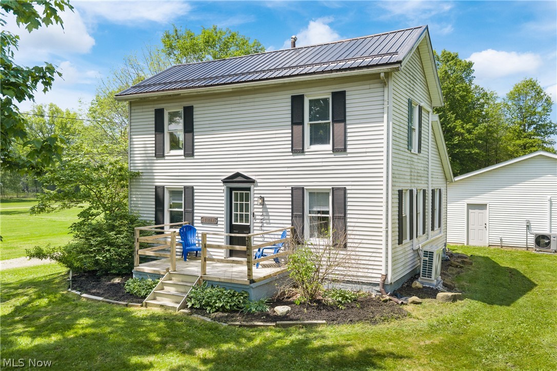 2443 Alliance Road Deerfield OH 44411
