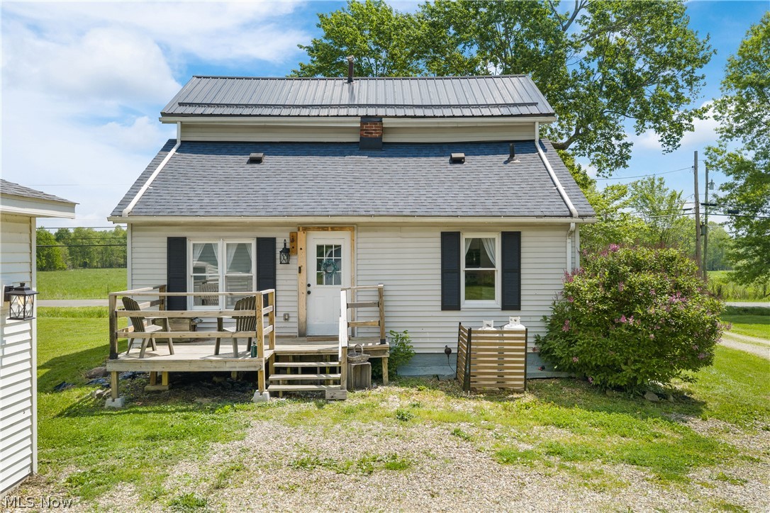 2443 Alliance Road Deerfield OH 44411