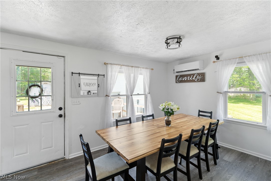 2443 Alliance Road Deerfield OH 44411