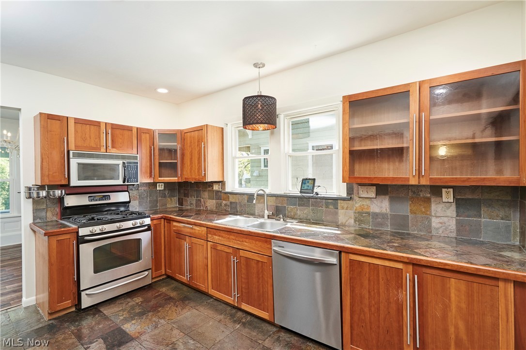 163 Edgerton Road Akron OH 44303