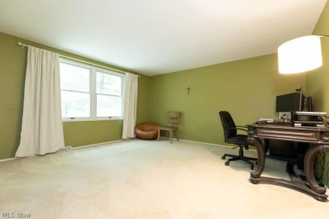 10222 Deer Run Brecksville OH 44141