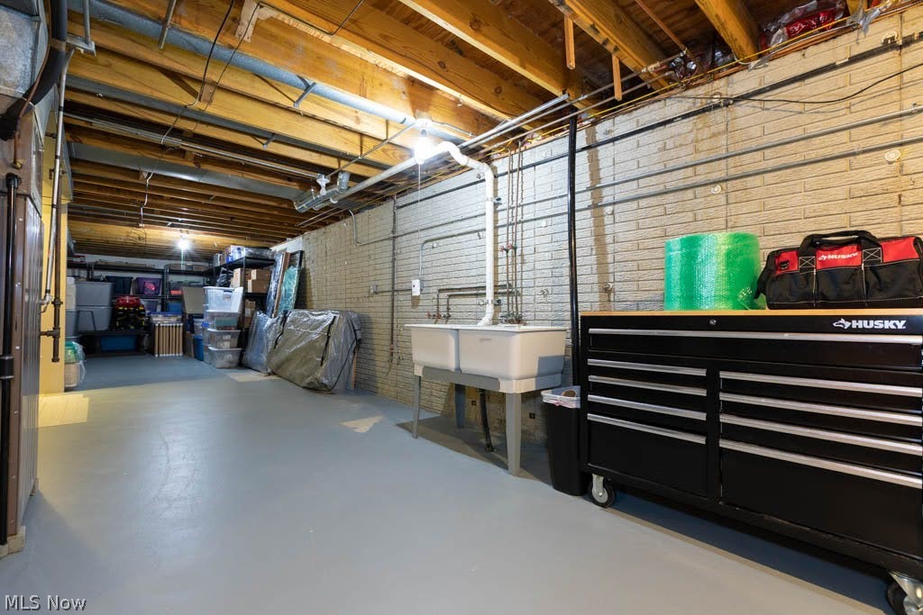 10222 Deer Run Brecksville OH 44141