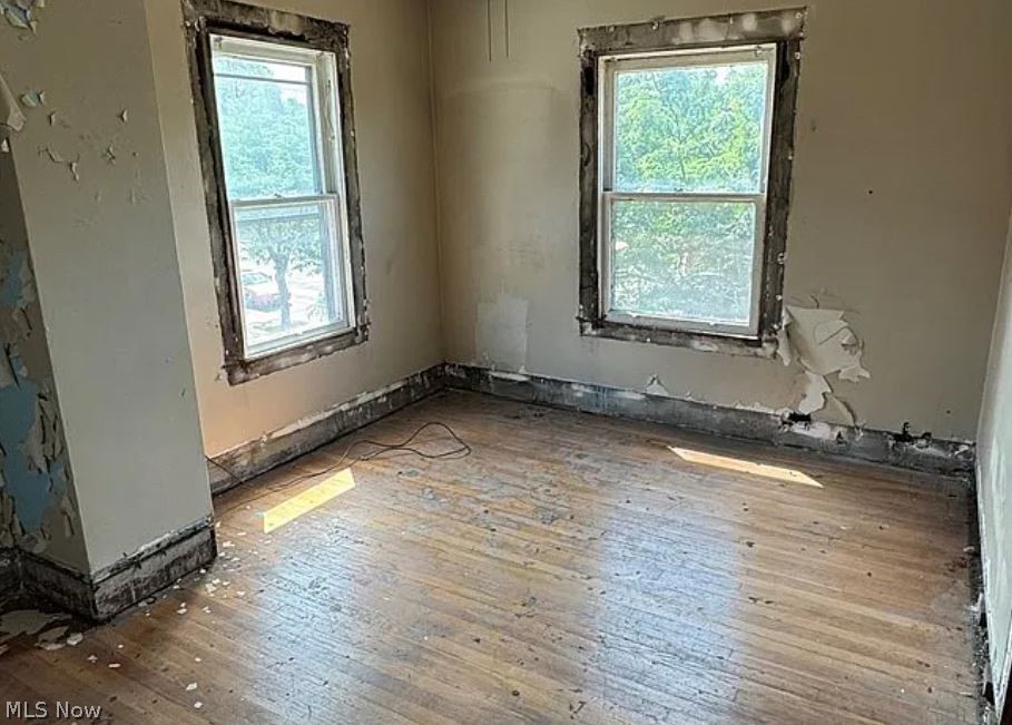 12913 Larchmere Boulevard Shaker Heights OH 44120