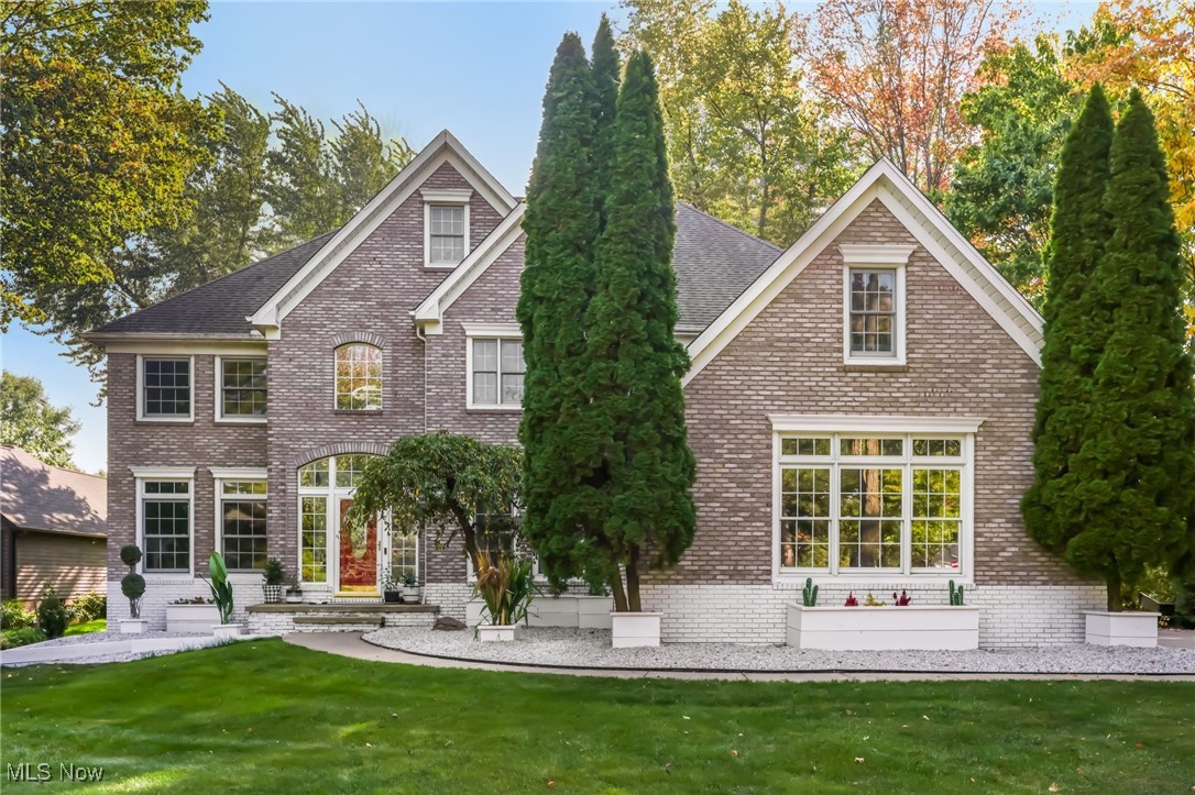 316 High Bluff Aurora OH 44202