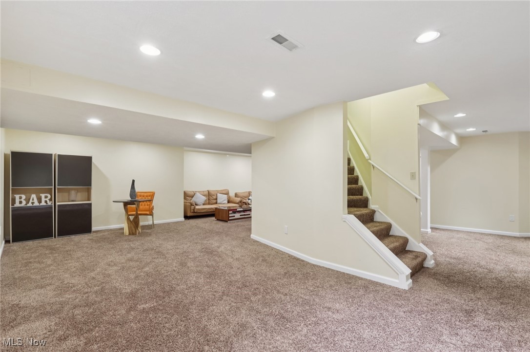 316 High Bluff Aurora OH 44202