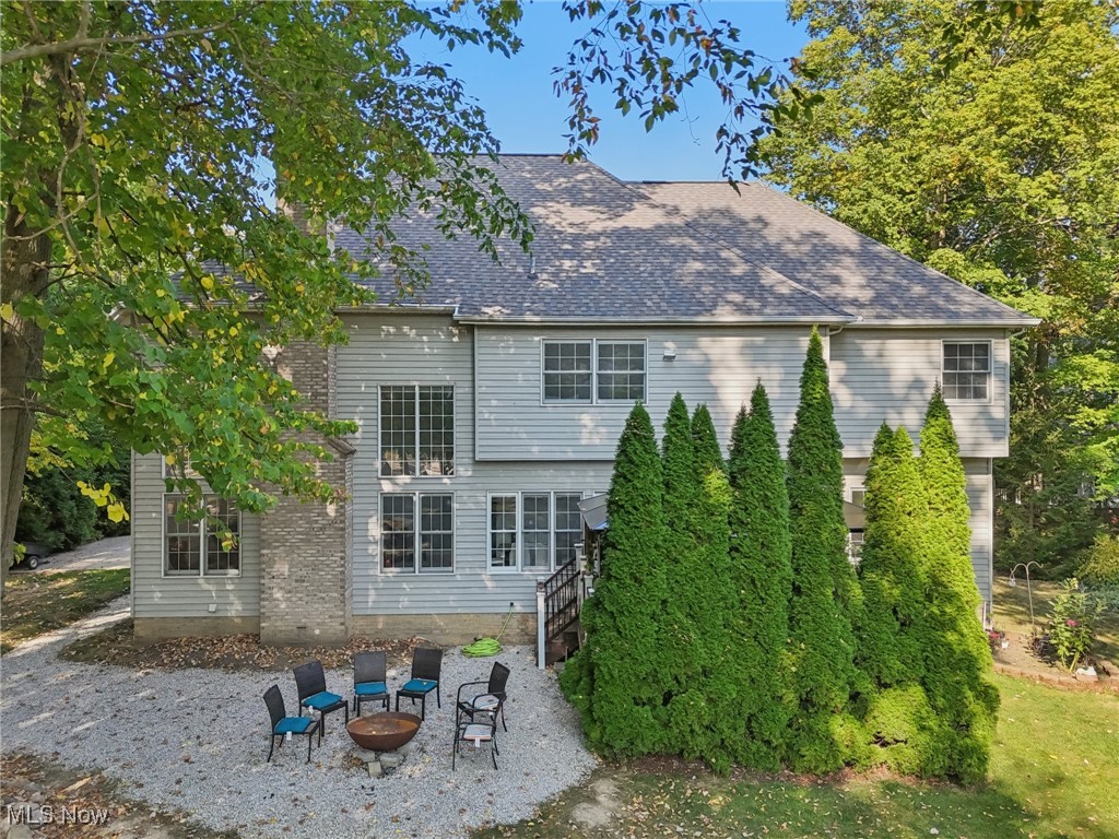 316 High Bluff Aurora OH 44202