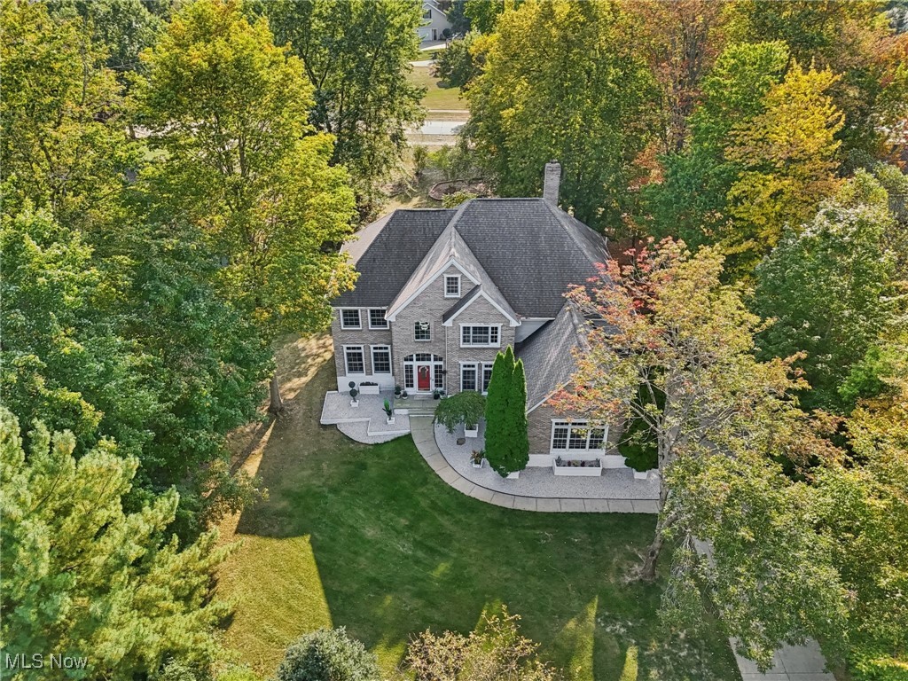 316 High Bluff Aurora OH 44202