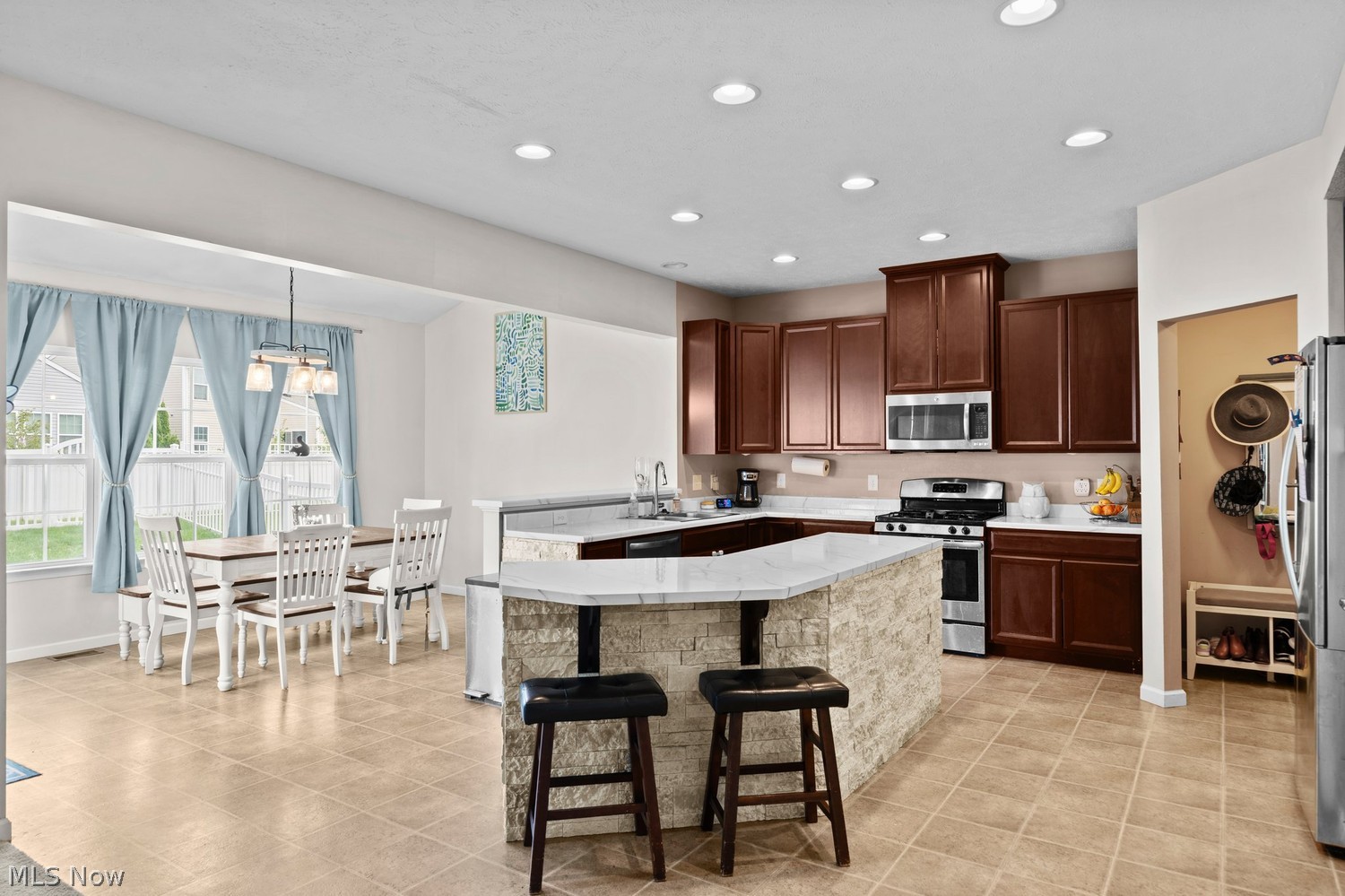 9167 Stonegate Circle North Ridgeville OH 44039