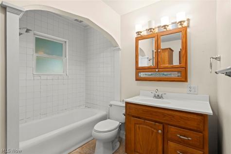 2318 Mogadore Road Akron OH 44312