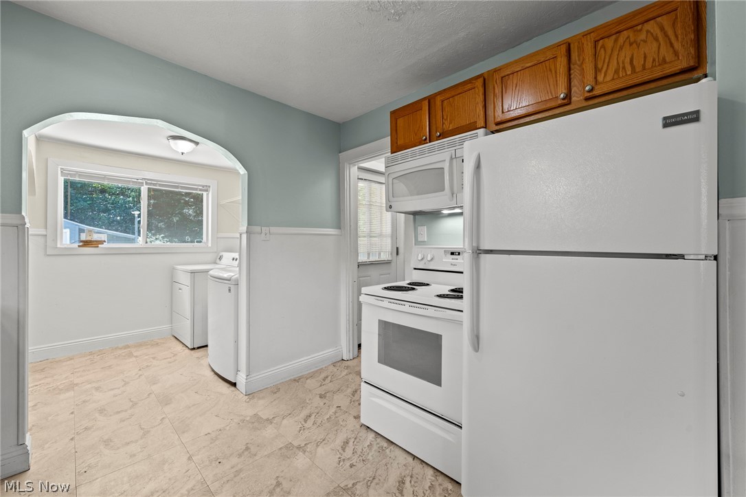 2318 Mogadore Road Akron OH 44312