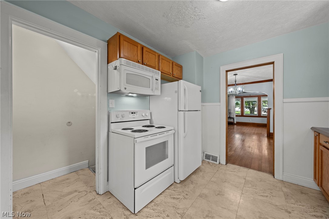 2318 Mogadore Road Akron OH 44312