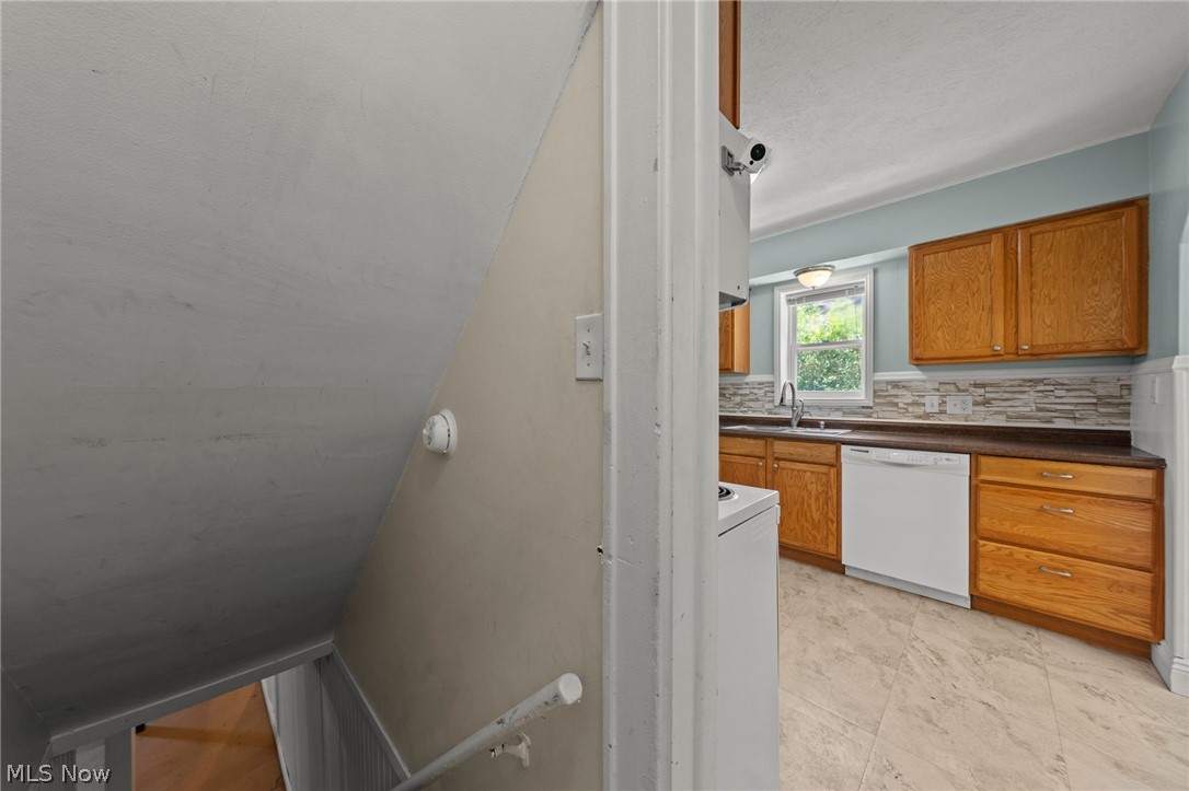 2318 Mogadore Road Akron OH 44312