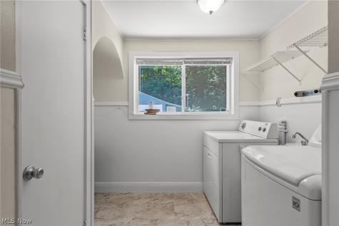 2318 Mogadore Road Akron OH 44312
