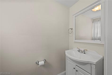 2318 Mogadore Road Akron OH 44312