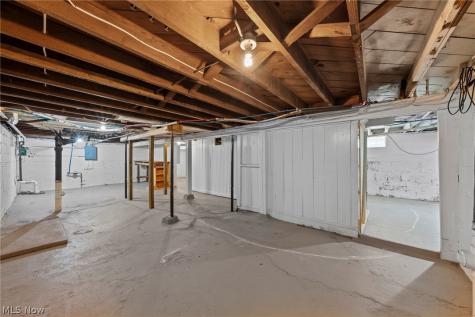 2318 Mogadore Road Akron OH 44312
