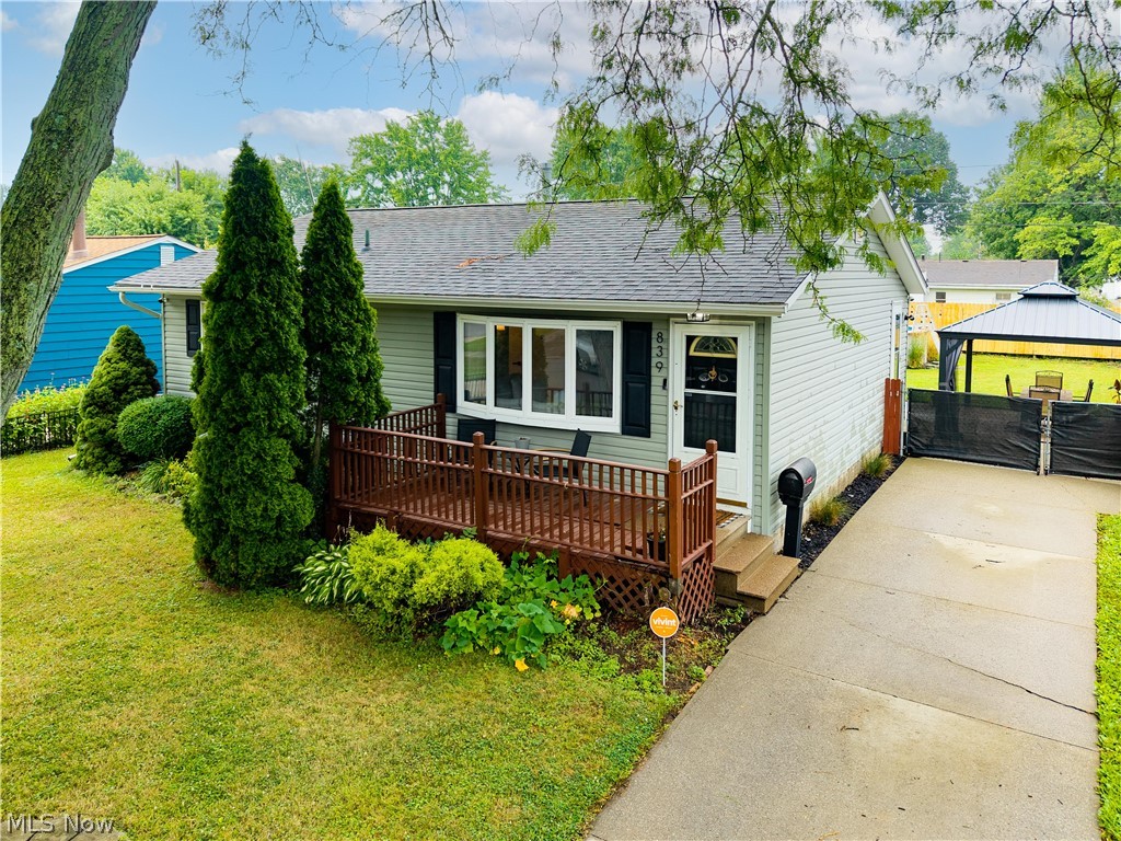 839 Delaware Avenue Elyria OH 44035