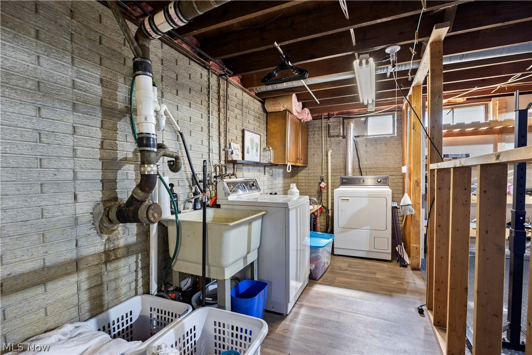 839 Delaware Avenue Elyria OH 44035