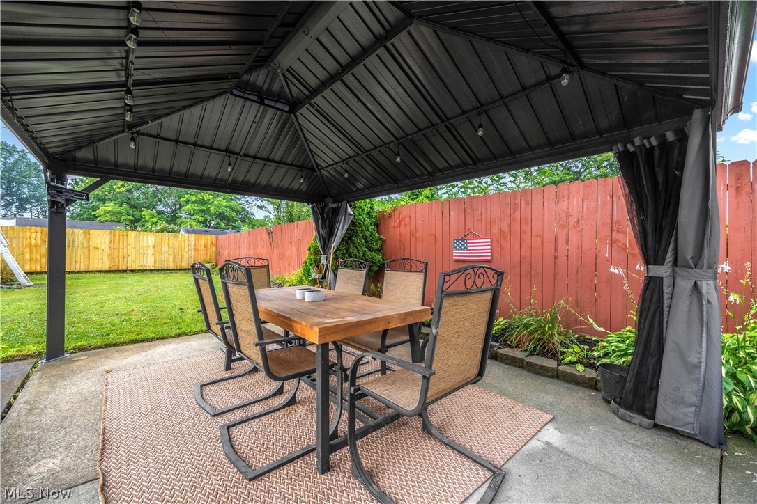 839 Delaware Avenue Elyria OH 44035