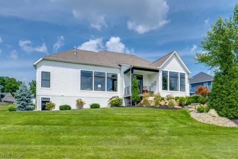 5740 Shadow Ridge Circle NW North Canton OH 44720