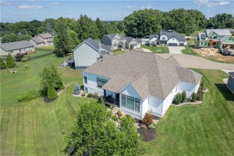 5740 Shadow Ridge Circle NW North Canton OH 44720