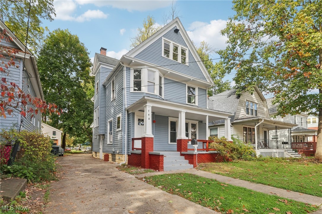 748 Chalker Street Akron OH 44310