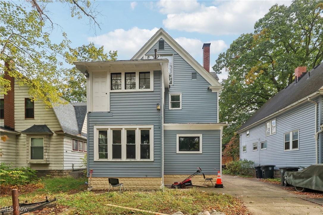 748 Chalker Street Akron OH 44310