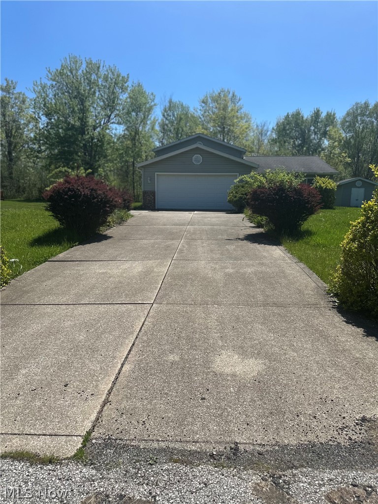 25235 Suwanee Avenue Oakwood OH 44146