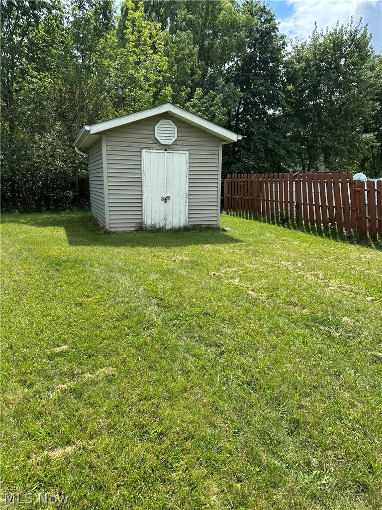 25235 Suwanee Avenue Oakwood OH 44146
