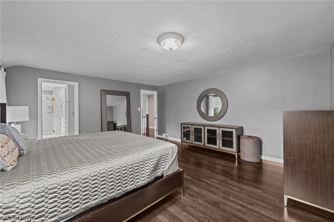 3025 Torrington Road Shaker Heights OH 44122