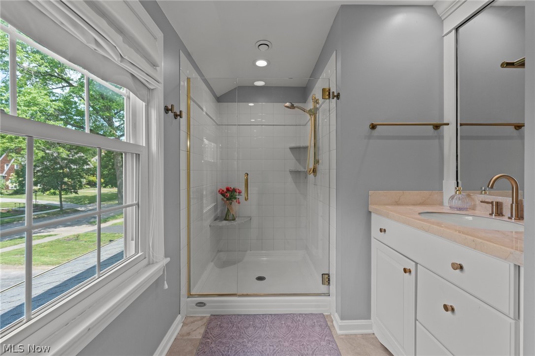 3025 Torrington Road Shaker Heights OH 44122