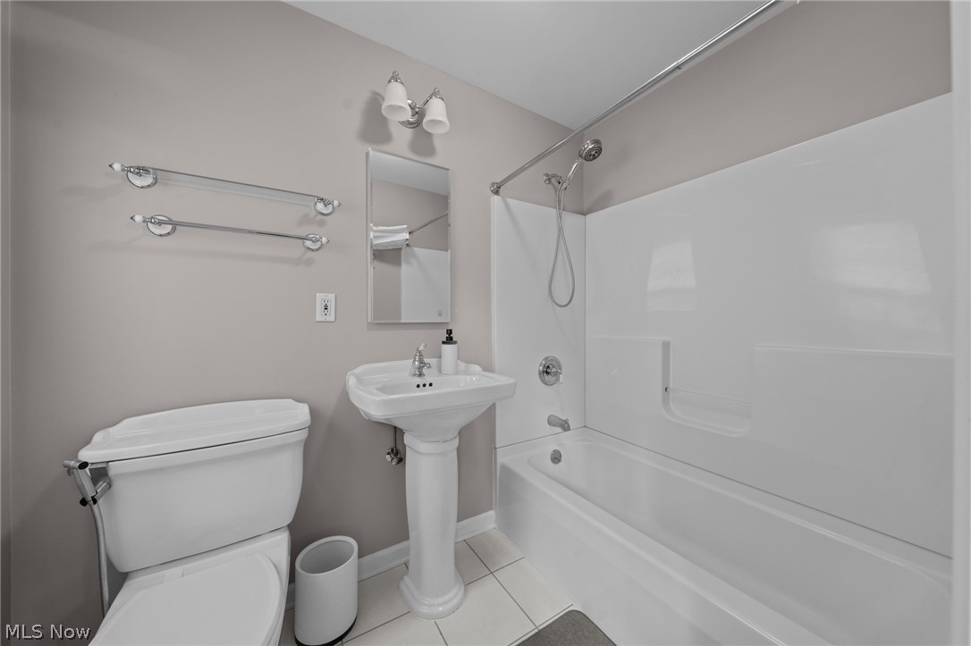3025 Torrington Road Shaker Heights OH 44122