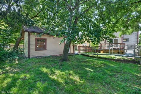 14512 Orchard Park Avenue Cleveland OH 44111