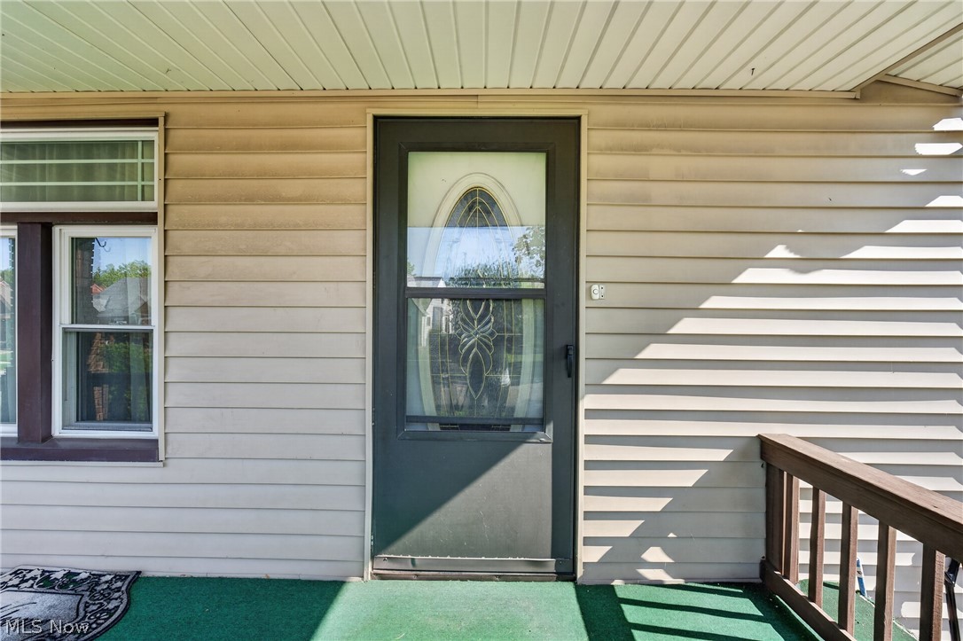 14512 Orchard Park Avenue Cleveland OH 44111
