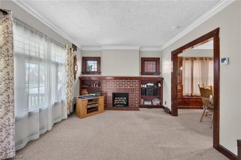 14512 Orchard Park Avenue Cleveland OH 44111