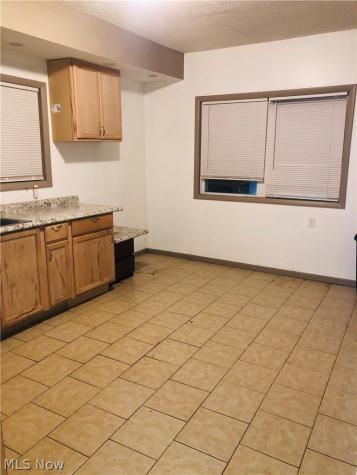 571 East Avenue Akron OH 44320